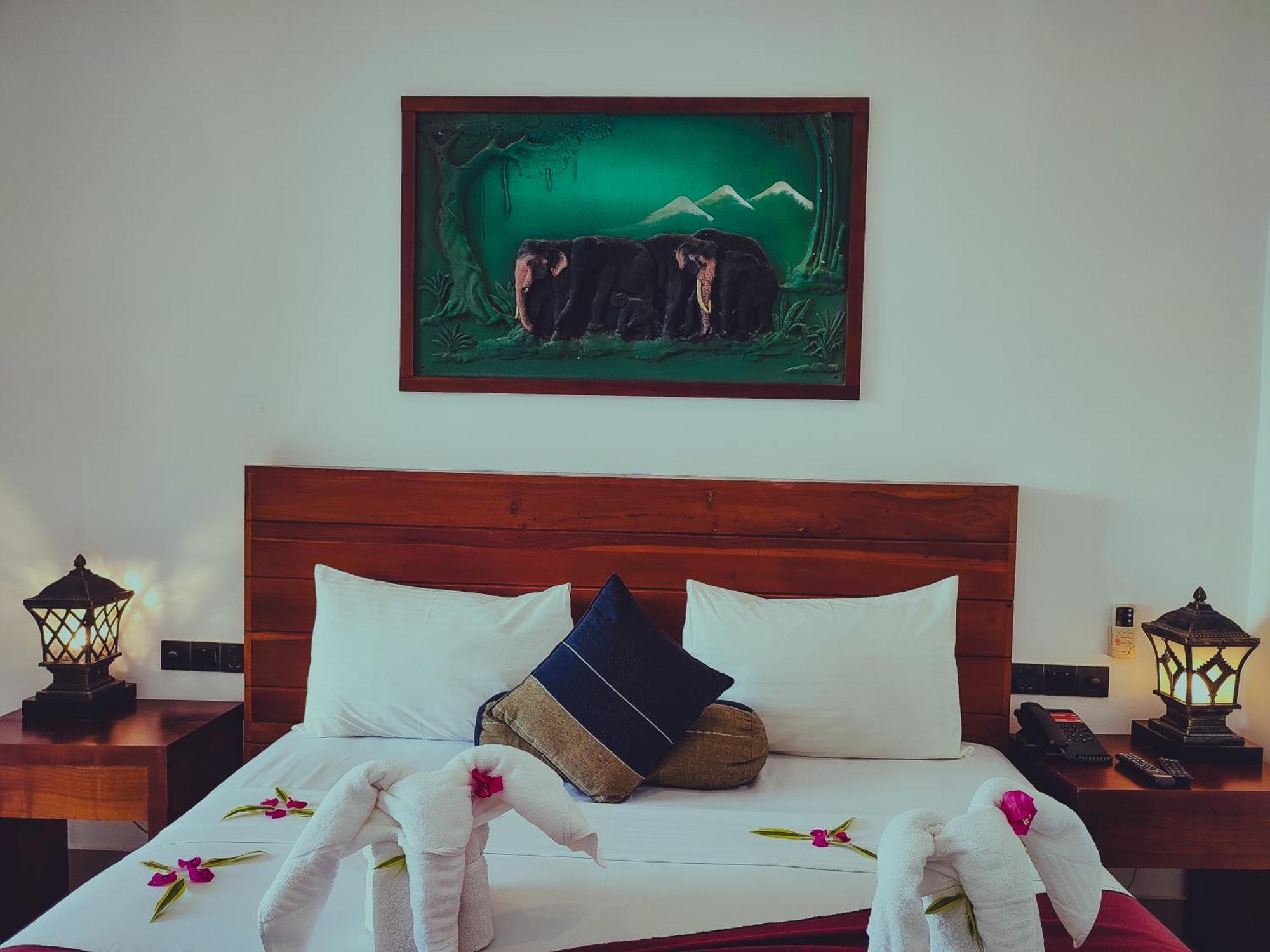 Hotel Elephant Park - New Deal! Half Off Airport Pickups Available Pinnawala  Exterior foto